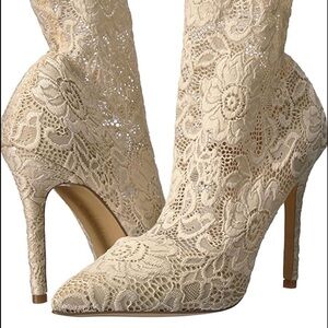 Charles by Charles David Sz 6 Women's Player Elastic Lace Boots